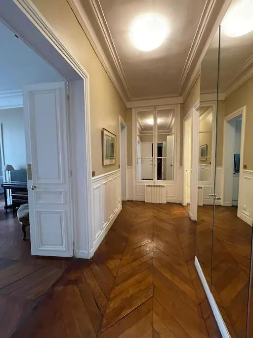 Elegant Parisien Apartamento *